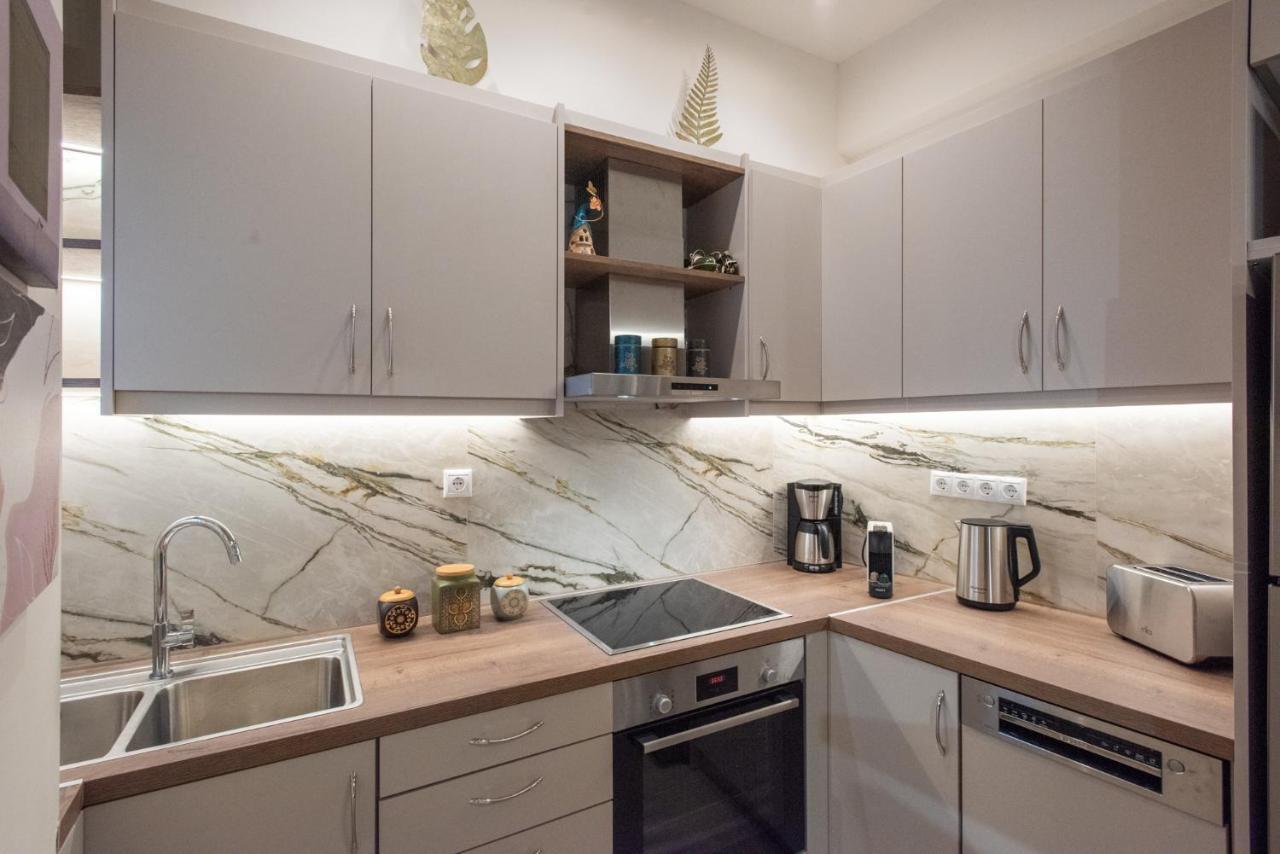 Appartamento Blue Ark Acropolis Compass Atene Esterno foto
